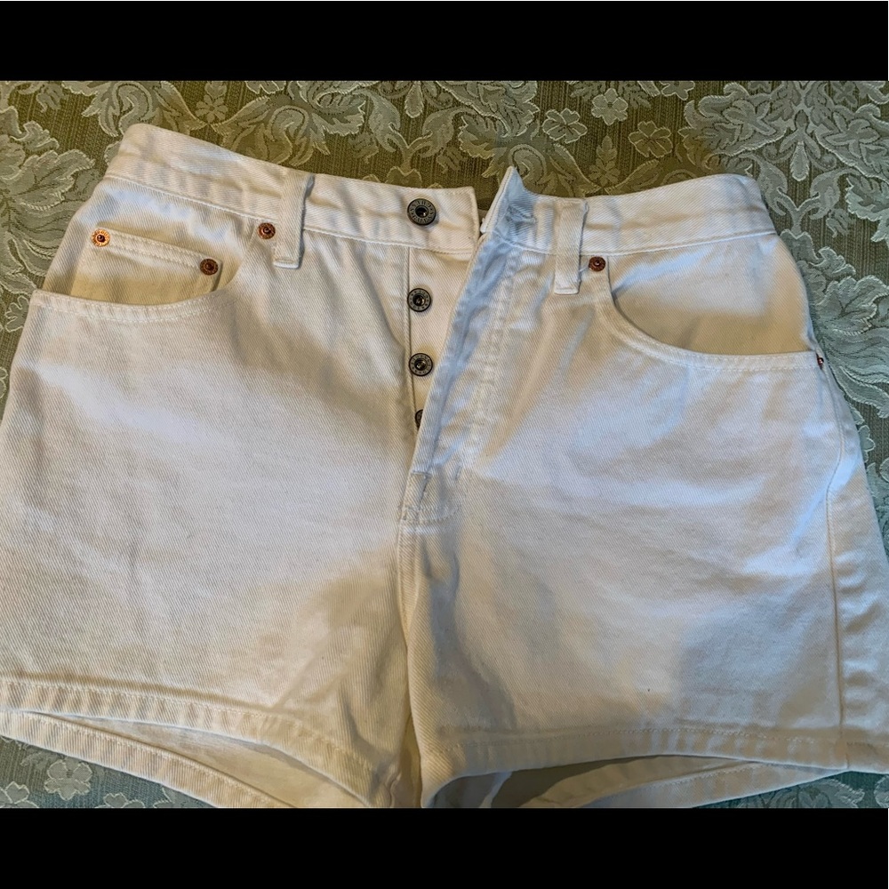 Guess Denim Mom Jean shorts